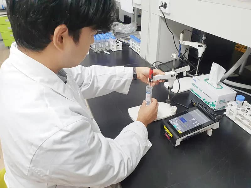 pH Meter